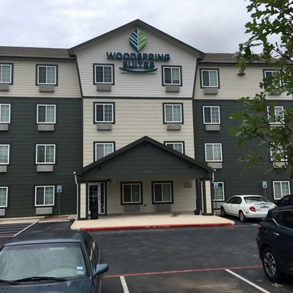 front view of Woodspring Suites