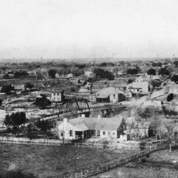 old picture of Chisholm Trail