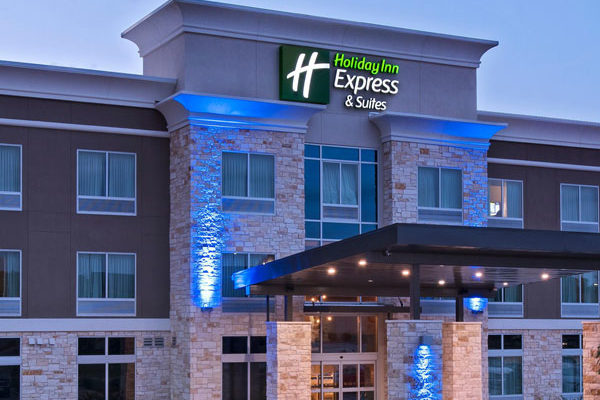 front view of a Holiday Inn Express hotel