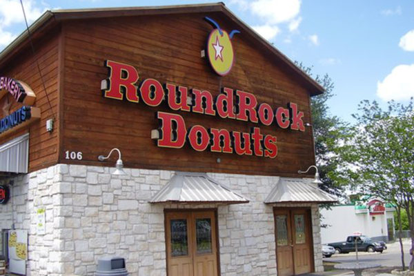 Round Rock Donuts Entrance