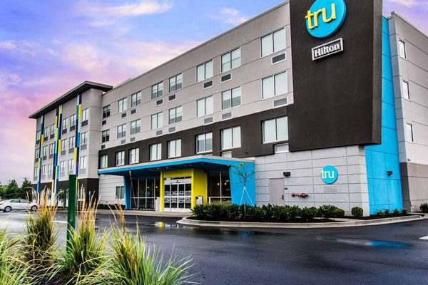 front exterior view of Tru Hotel